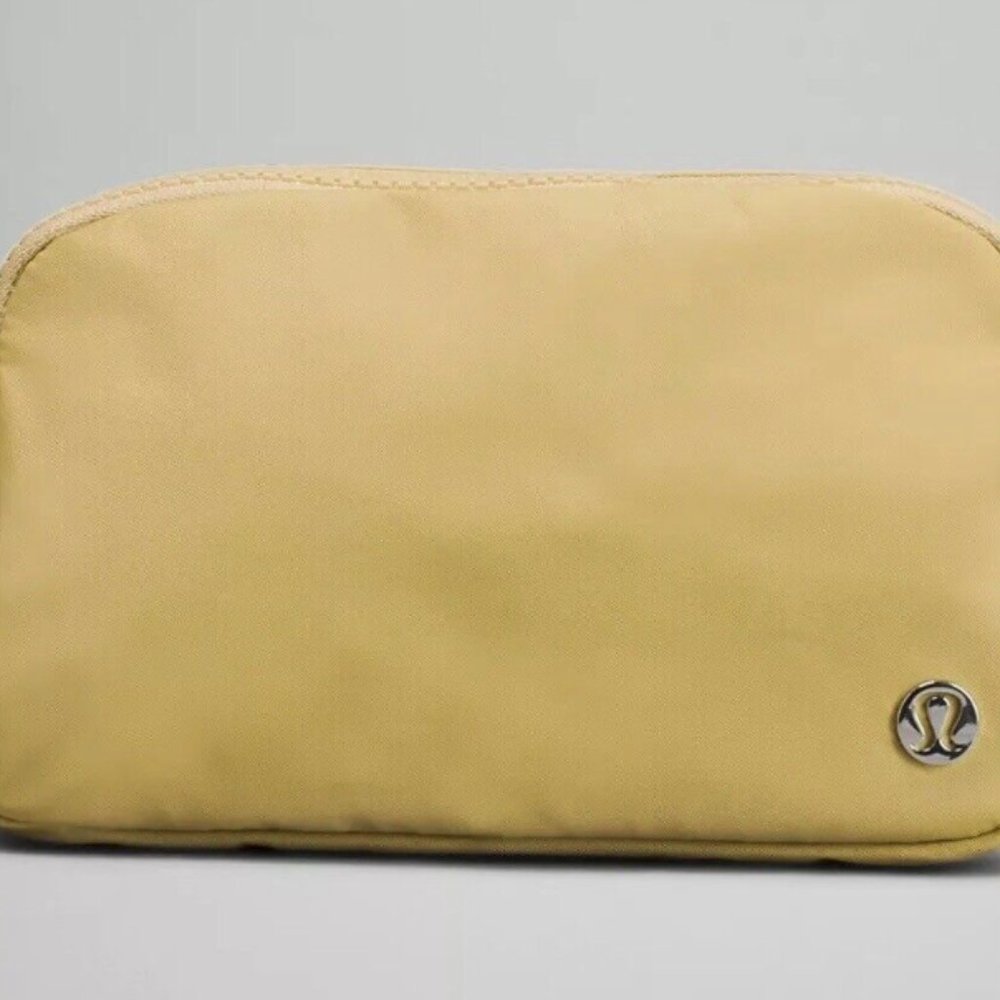 Golden sand Lulu cross body bag